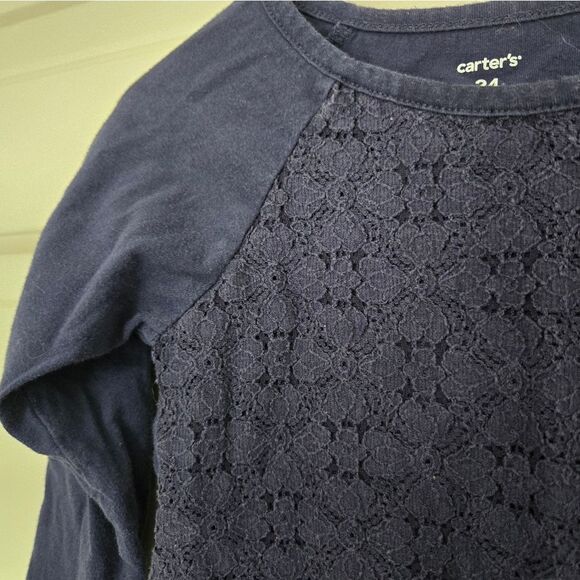 3/$10 Carter's long sleeve shirt size 24 m - Picture 3 of 4